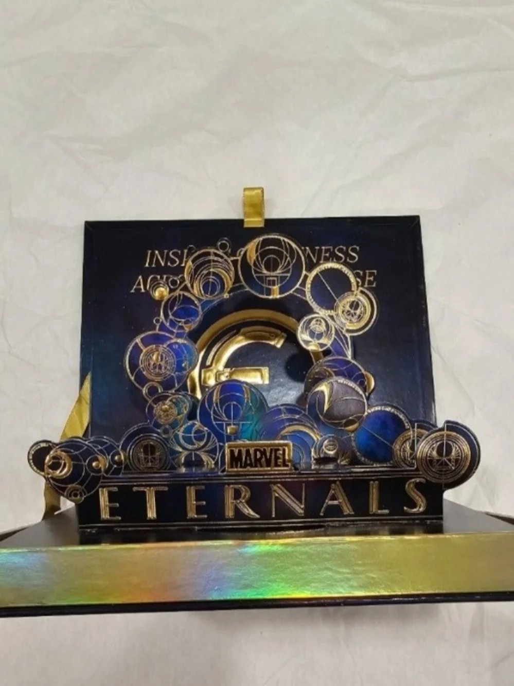 Urban Decay Marvel Eternals Eyeshadow 3D Pop Up Palette & Highlighter Set